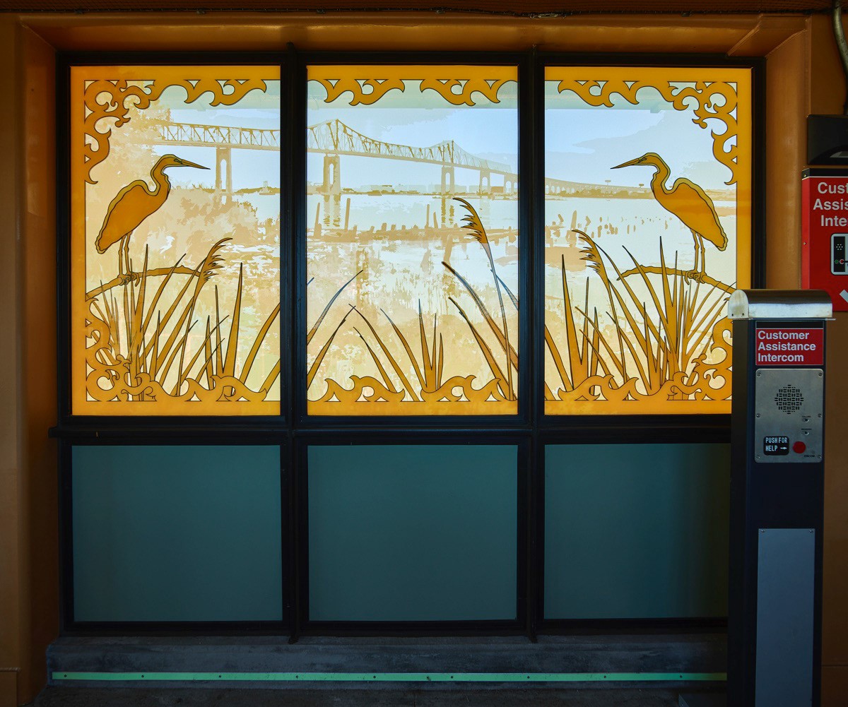 28 glass windows Arthur Kill Station