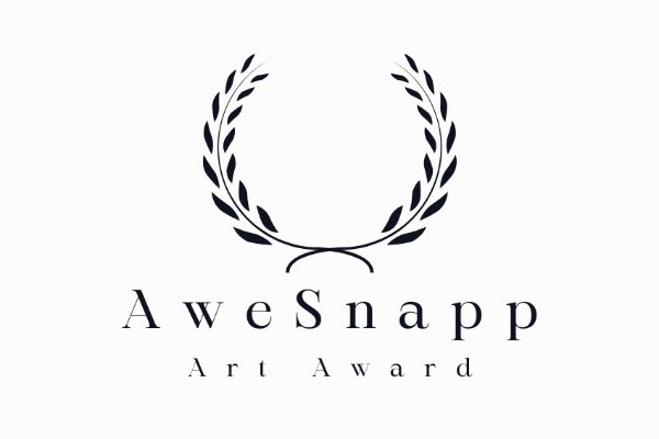 Black text stating 'awesnapp art award' on a white background, with an emblem above it.